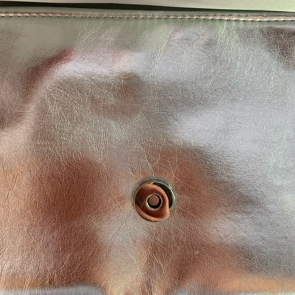 La Regale Evening Clutch Silver with Sequins - Picture 6 of 14